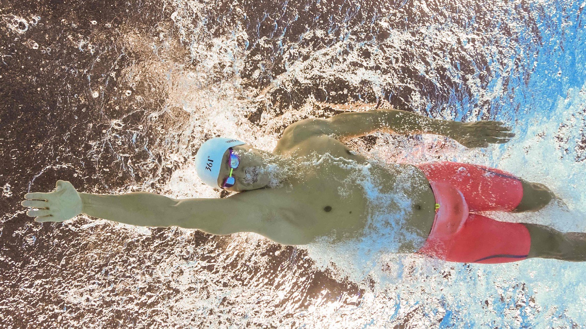 中国游泳全国冠军赛,张雨霏斩获四金成最大赢家,游泳冠军张雨霏几块金牌