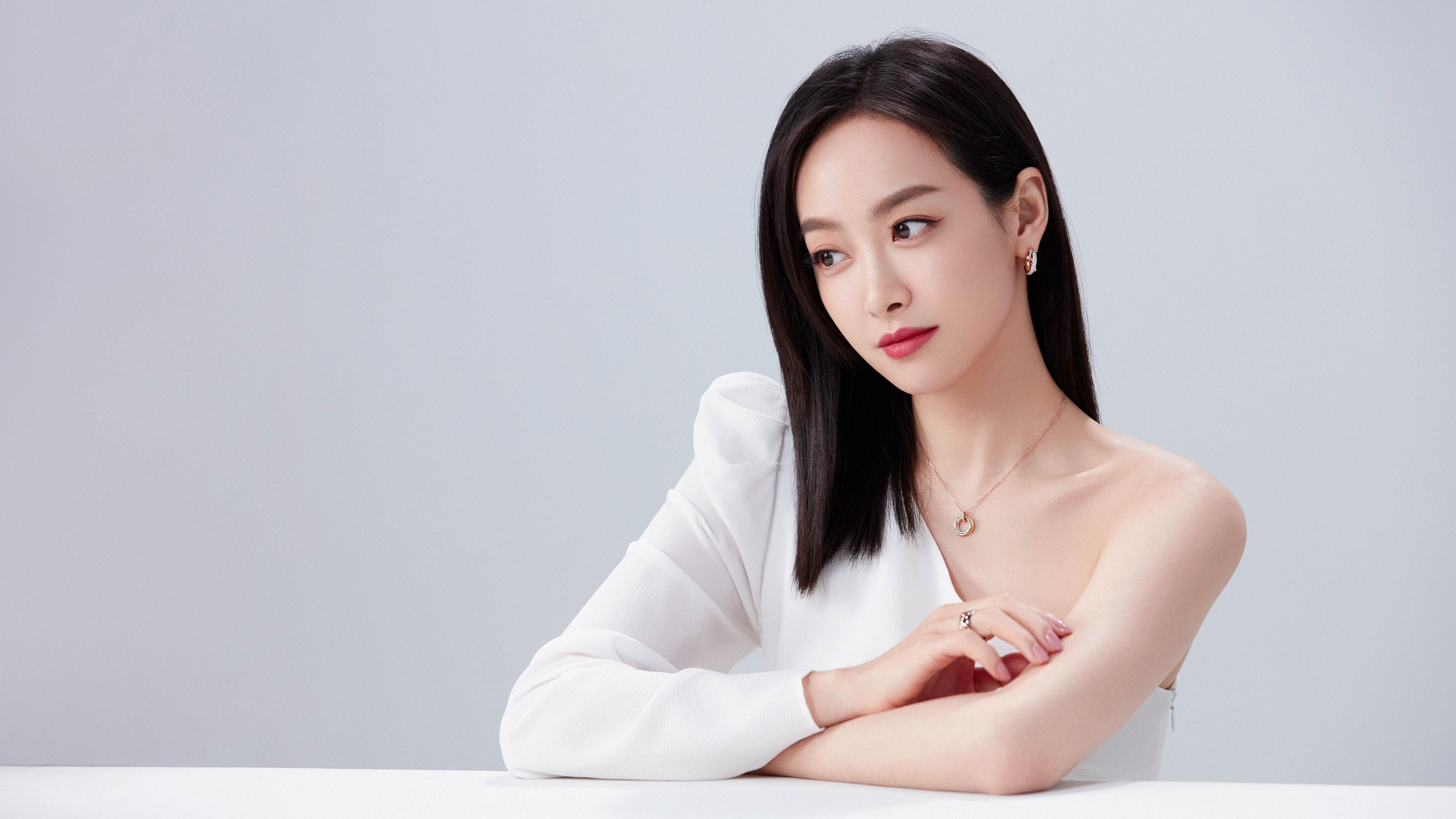 B体育(CHINA)官方网站-捷克队球员训练积极备战国际比赛，捷克球队阵容