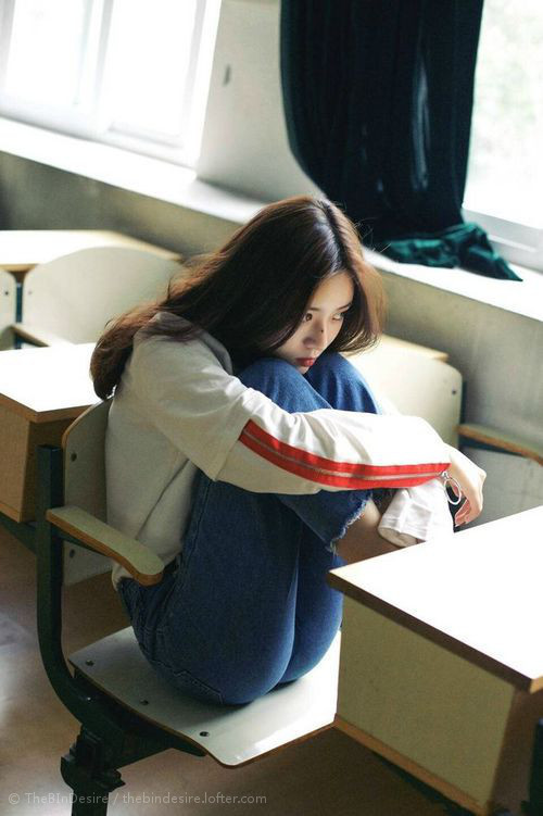 西甲教练团队使用情绪识别设备评估战术理解负荷阈值，情绪识别量表