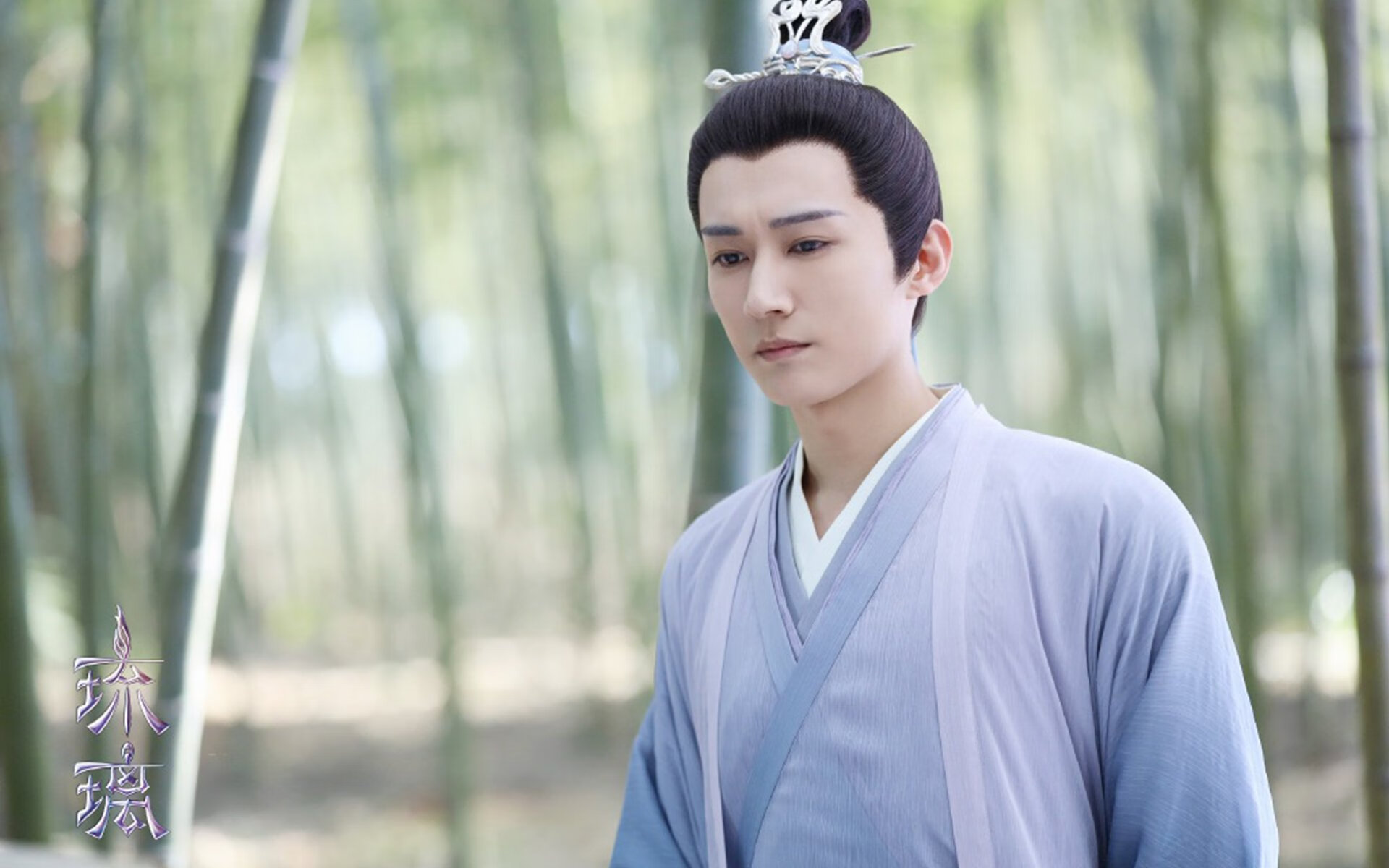 B体育中国官方平台-绿色低碳足球装备在青少年中推广，倡导环保运动理念，绿色低碳主题的宣传标语